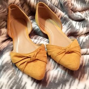 Charlotte Russe yellow flats